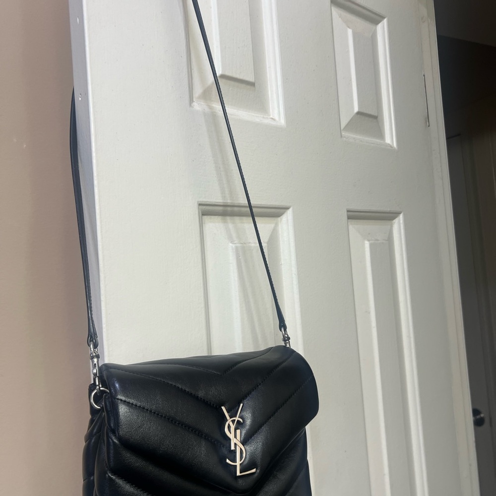Saint Laurent Black Chevron Quilted Leather Shoulder Bag with Silver YSL Logo - - Picture 2 of 8